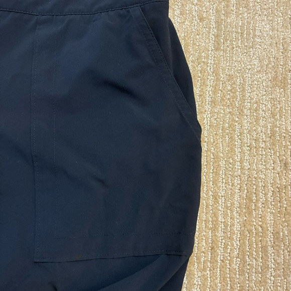 ATHLETA lightweight utility pant. Size 2p. Dark charcoal grey. - Picture 6 of 10